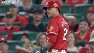 危ない！ヌートバー、あわや死球で怒り心頭？「おこだなw」「そりゃキレるわw」相手投手を睨みつけ→バットを投げ捨てる瞬間