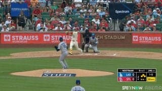 山本由伸vsヌートバーの“侍対決”は山本の「貫禄勝ち」緊迫場面で圧巻スプリット→ヌートバーはヘルメット叩きつけ“感情むき出し”に