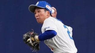 名古屋に現れた“竜の忍者”　抜けないのか…本拠地歓声の超美技に「惚れ惚れするわ…」