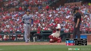 大谷翔平、際どい判定に不満でも四球を“もぎ取る”→一瞬見せたリアクションが話題「ナイス出塁」