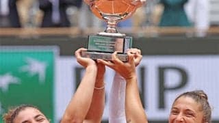 伊ペア 激闘制し全仏OP初制覇