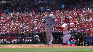 序盤でこの守備位置！？大谷翔平を超警戒…前進守備のプレッシャーも「前進して取れる打球速度じゃないでしょ」