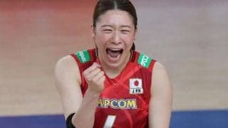 女子バレーで「初めて見た！」開幕4連勝の日本代表が魅せた“珍しい瞬間”に「みんな可愛い〜」「頭追いつかなすぎ」