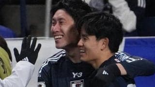 ｢スーツ姿の鎌田大地まだ味する｣FA杯優勝“1人だけスーツ事件”の舞台裏動画が話題｢ガチでおもしろい｣｢高度なコラじゃないことが証明｣の声