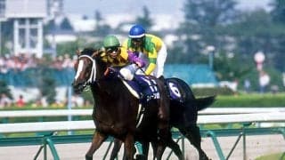 スイープトウショウの宝塚記念制覇 39年ぶり牝馬の勝利から20年