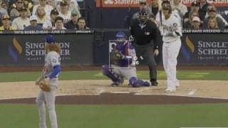 何が起きた…？ 内角攻めに“意味深な表情”「怖すぎる」 暴れん坊・マチャドのリアクションが話題に「ピッチャービビるだろ」