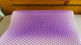 フランスベッドの枕「ズカンピロー」がマジのガチで人生変えてくれた。忖度なしで熱く語る！｜編集部の推しレポ