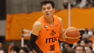 ベルテックス静岡のサイモン拓海が契約継続「来シーズンは優勝できるよう」