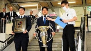 東芝ブレイブルーパス東京、三鷹市役所訪問