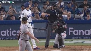 「ノー！」大谷翔平、思わず“叫ぶ” 敵軍エースの決め球に感情露わ…自信を持って見送るも判定はストライク