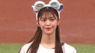 ミニスカ美女が“激変”　きつねから一転…スカートひらりもワンバウンドに絶叫「ああああ」