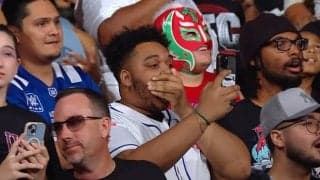 何やってるんだよ！ リストラされたレスラー、大観衆の前でまさかの行動 「え、え…えっ？」実況驚き ファンもドン引き