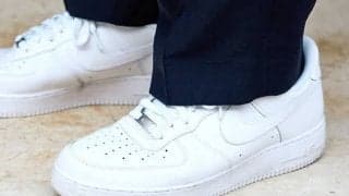 「白いエア フォース1」アメカジからきれいめまでハマる万能性を実証