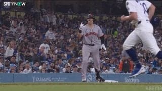 ド軍ベンチ＆相手打者も“大混乱” 審判がホームラン宣告行わずバッターは塁上でストップ…異例ドタバタ劇に両軍困惑