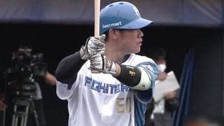 鷹から加入の日本ハム吉田賢吾が2HRの活躍　ロッテは中村奨吾が勝ち越し打…14日ファーム結果