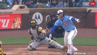 打球が来ない！？ 鈴木誠也が異例の130キロ“遅打球” 泳ぎながらも「うまく捌いた」珍しい安打に反響続々