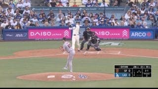 大谷翔平、お目覚め11戦ぶりホームランでようやく飛び出したスマイル顔…チームメイトも“超大喜び”で大谷を出迎えた一部始終