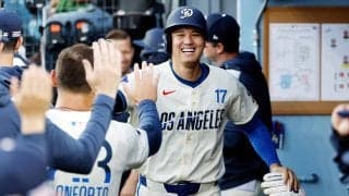 お目覚めの大谷翔平、1試合2発でMLB通算250号達成！　ドジャースはカーショーの力投も野手登板の9回にヒヤヒヤ勝利で首位攻防戦制す