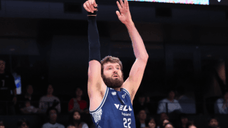 佐賀が長崎退団のタナー・グローヴスを獲得…昨季途中にB1参戦した米出身ビッグマン