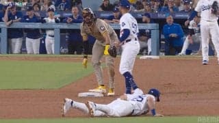 ドジャース戦で起きた“珍事”「何が起きたんだ」「わろたw」走者タッチアウトも判定覆る…大混乱のシーン