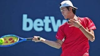  坂本怜 死闘制し初戦突破 