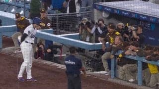 球場騒然！ 大谷翔平、死球直後に敵軍ベンチに向かう…“まさかの光景”「すげえな」予想外のリアクションが話題に「ただの聖人か」「人間性もMVP」