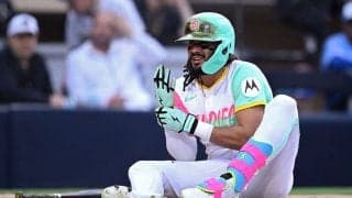 ド軍戦で死球のタティス、翌日も危険投球浴びる「もうやめて」　米悲痛「何をしたっていうの…」