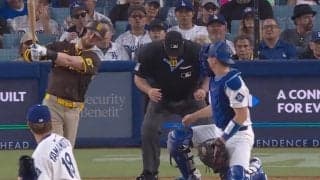 球場騒然！ 山本由伸のボールで“想定外のハプニング”「怖すぎる」捕手が振り返った… 審判が大変なことになる「めっちゃ痛そう」