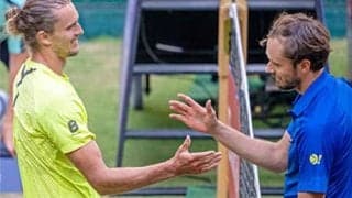 メド 2年ぶりV王手、伝統の一戦制す