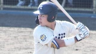 目標はヤクルト・丸山和郁超え！　 大学日本代表選出の明治大・榊原七斗の守備がエグい