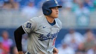 大谷出場ド軍戦、突然の大雨で珍事発生　二塁手がフライ見失いド軍2点先制…球場騒然