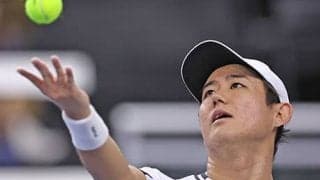  西岡良仁を伊藤竜馬がサポート 