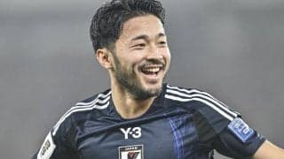 ｢玖生いるー！｣｢合流してんのか｣日本代表の菅原由勢＆松木玖生の“肩組み”新コンビ結成映像にファン興奮！｢共演楽しみ｣の声