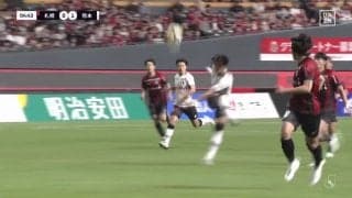 「年間ベストゴールだろ」衝撃！17歳高校生の弾丸30m超スーペルゴラッソにスタジアム騒然「キャプ翼の世界」「ゴラッソにも程がある」胸トラップから振り向きざまの超絶ボレー弾