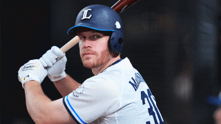 わずか1年で退団も…SNSに溢れた日本語の感謝　助っ人の引退報告に「戻ってきて」