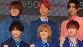 ｢え！SixTONESのジェシーかと｣チェコ王者の日本代表DF、スーツ姿で別人級モデル姿公開も｢馬子にも衣装だな!!｣｢何してんだよ！｣芸人からのツッコミも