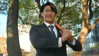 DeNAロマン砲が覚醒!? ファンを魅了するフルスイングのルーツは「深夜の猛烈筋トレ」！