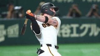 代打キャベッジが大仕事！　先制8号に山崎伊織も笑顔、5月28日以来の一発…1-0勝利に貢献