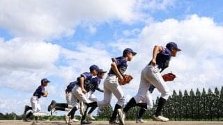 猛暑下の野球で必須の“熱中症対策”　口コミで広がるアイテムも…体にこもる熱を下げる対策