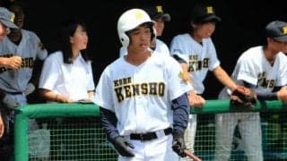 唯一の3年生で「精神的支柱」　神戸商の佐藤主将、下級生から大声援