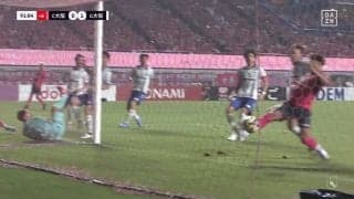 「オフサイドないよ」「肩が出てたな」勝負を分けた微妙ジャッジに物議！大阪ダービー幻の同点ゴールに元日本代表も「本当に何ミリの世界」