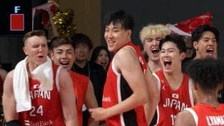 赤木剛憲かよ！ 208cm・105kg新星の“連続ハエ叩き”にアリーナ大熱狂「日本人センターでは異例」「選手も全員ブチ上がった」狩野富成が衝撃の日本代表デビュー