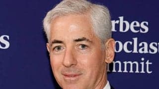  異例 59歳の億万長者がプロ大会出場 