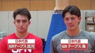 「美男美女すぎてビビる」テーブス兄弟の“パパ＆ママ来場”にSNS騒然！「あまりにも似ている」「息子２人が日本代表なんてすごい」【バスケ男子】