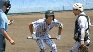 部員10人、大黒柱が投打に奮闘　エースで4番の八代清流・久保主将