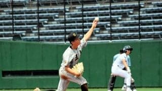 連合チームが笑顔で一体に　継投した五島・北川選手「悔いはない」