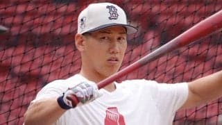 吉田正尚の起用法はどうなる？　昇格秒読みも…直面するチーム事情、指揮官の“戦略”