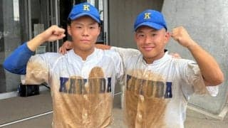 双子の兄が安打で出塁、弟が生還させる　角田の亀谷兄弟が躍動