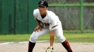 慣れない内野で好守　背番号2・明誠の酒井主将「いい試合できた」