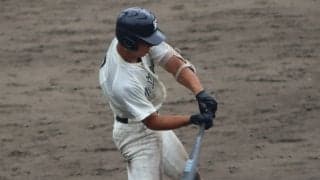 優勝候補・市船橋、初戦から苦戦を強いられる中、プロ注目の強打の捕手が豪快な2ラン！【千葉】